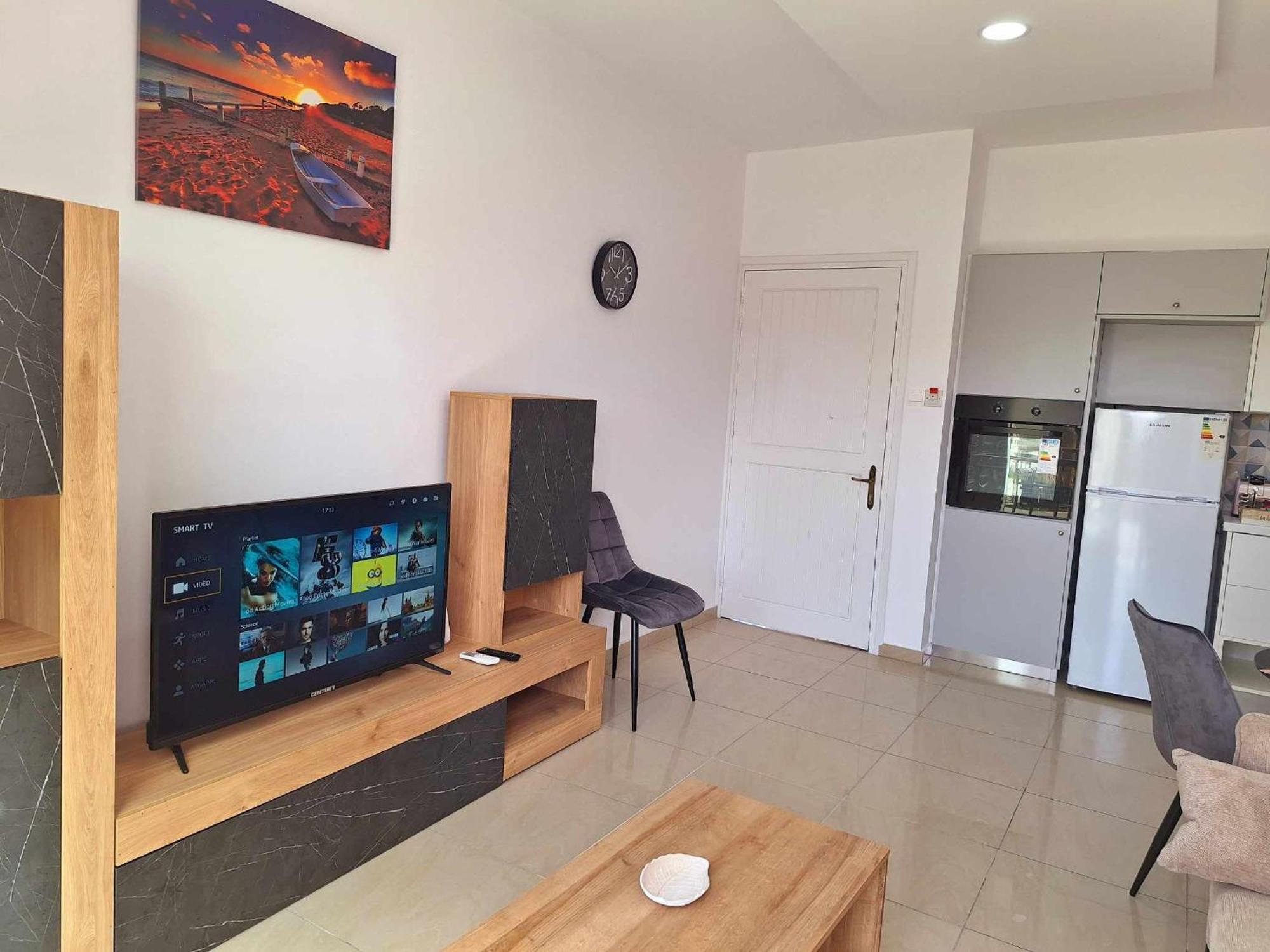 Stylish Apt Kato Paphos Close To Beach & Vibrant Harbor Life ภายนอก รูปภาพ